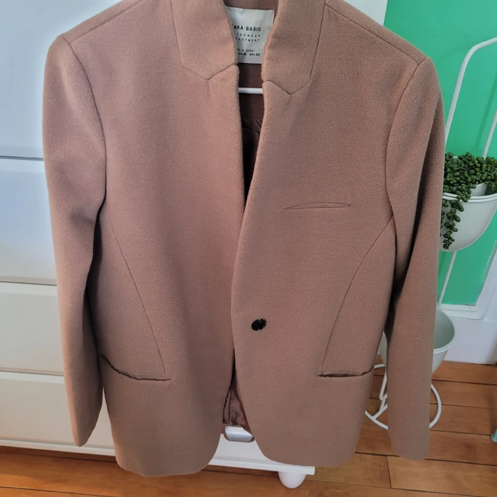 Zara Coat - Picture 5 of 8